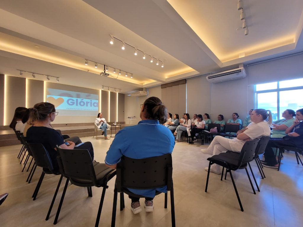 Programação alusiva ao Mês da Mulher do HCC encerra com bate-papo sobre menopausa