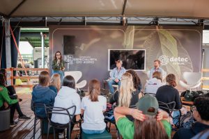 Estudantes conhecem na Expodireto as oportunidades da Agronomia
