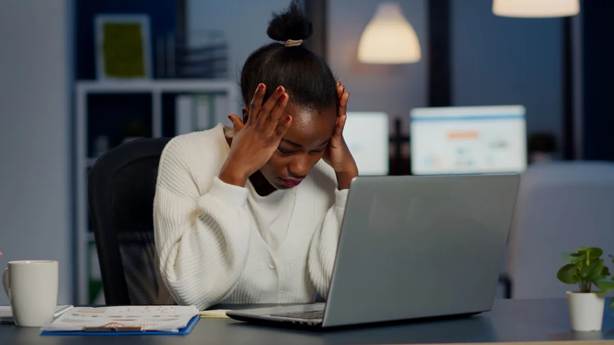 Uso de inteligência artificial pode reduzir esforço mental e levanta debate sobre Atrofia cognitiva