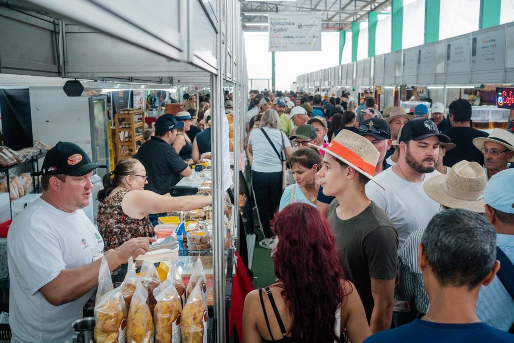 Vendas no Pavilhão da Agricultura Familiar superam expectativas de novos expositores