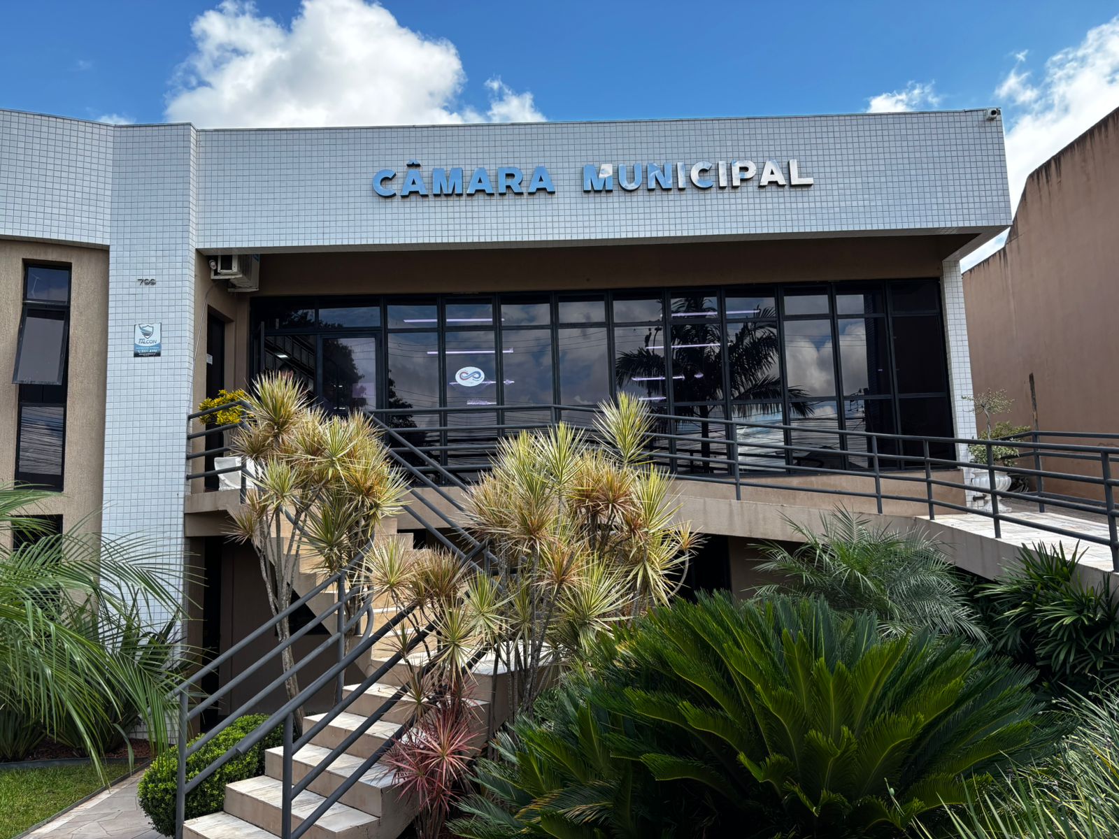 Vereadores deixam base do governo em Carazinho e Executivo se manifesta