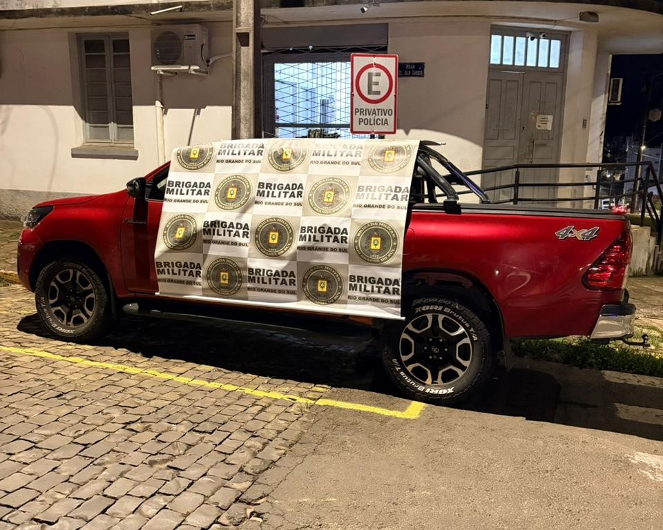 Brigada Militar recupera caminhonete furtada na BR-386 em Soledade