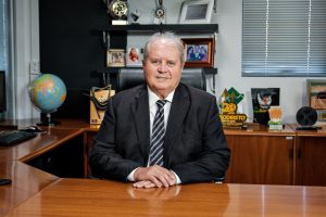 Presidente Nei César Manica é reconhecido por atuação em prol do transporte rodoviário de cargas