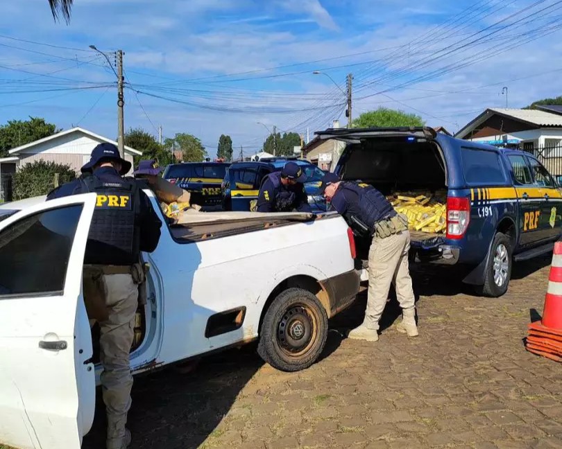 Polícia apreende carga de cigarros e motorista é preso após fuga em Vacaria, na Serra Gaúcha