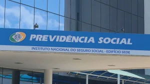 INSS paga 13º salário antecipado a partir desta segunda; confira datas