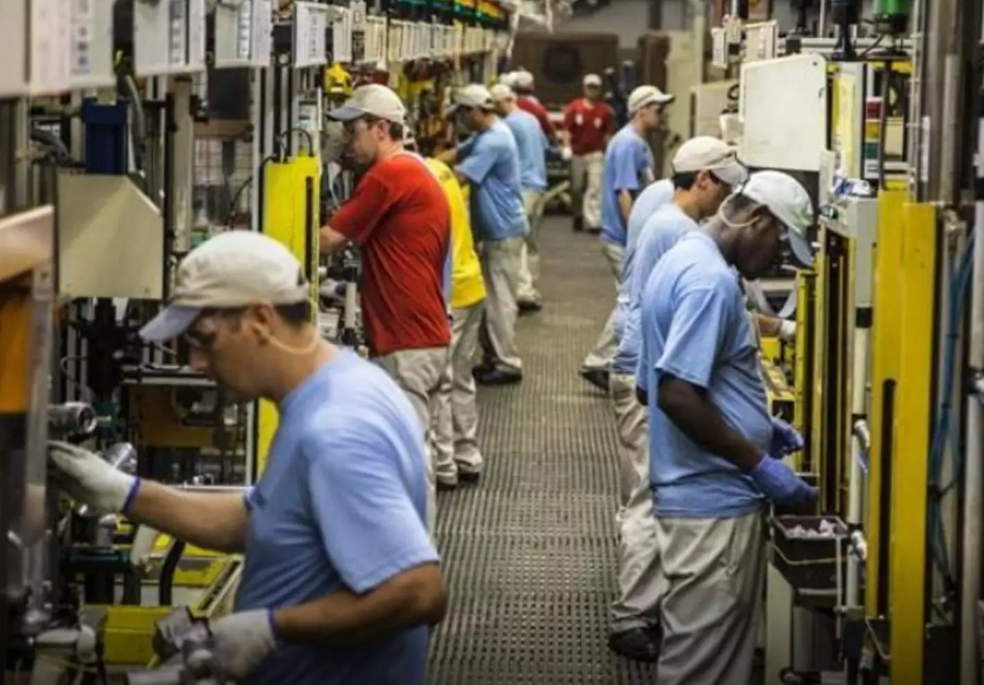 Atividade industrial gaúcha cai 3,2% em março
