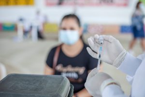 Campanha de vacinação contra a Influenza é ampliada para toda a população em Lagoa dos Três Cantos