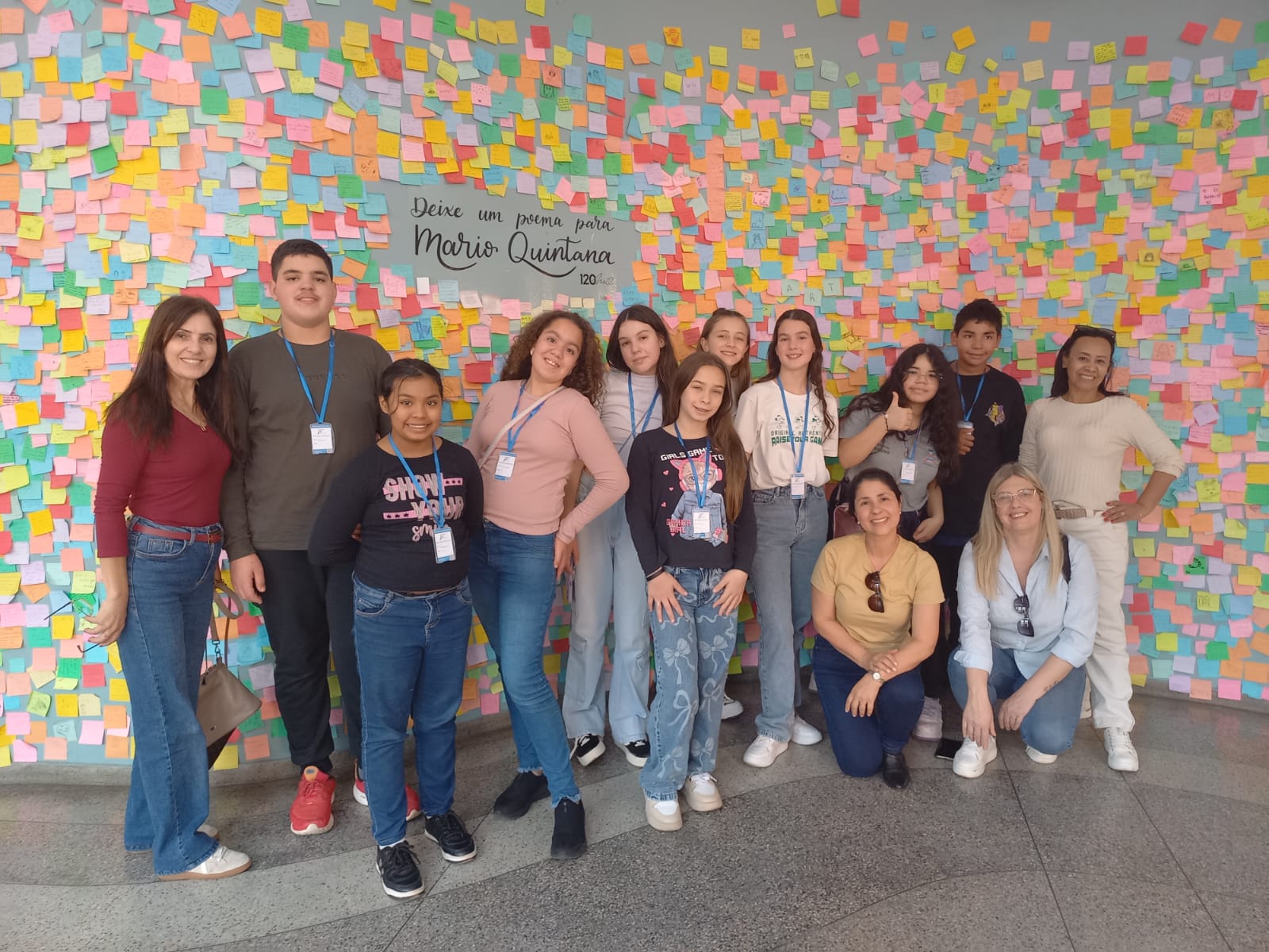 Alunos encerram projeto literário conhecendo a Casa de Cultura Mário Quintana
