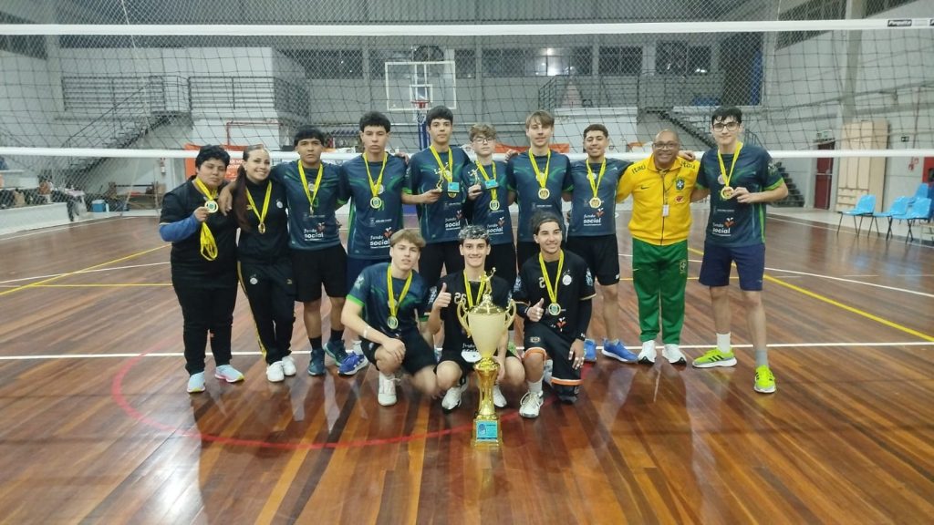 Ativa Vôlei termina primeira semestre obtendo bons resultados