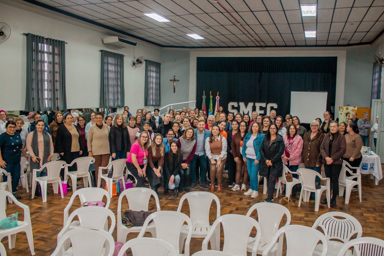 Capacitação na rede municipal de ensino aprimora conhecimentos das merendeiras