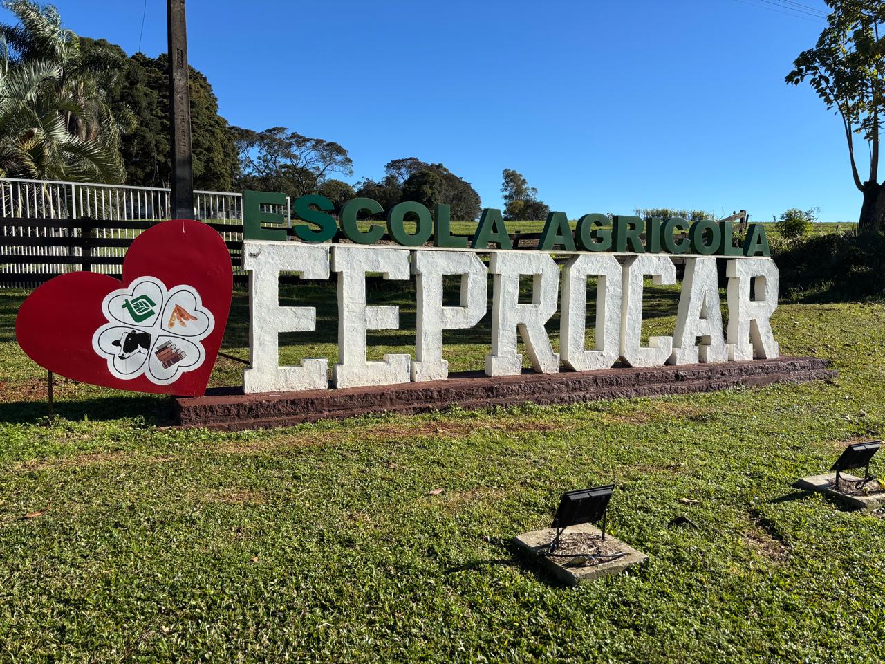 EEPROCAR celebra 50 anos com programação especial e reforça legado na formação de técnicos para o agronegócio