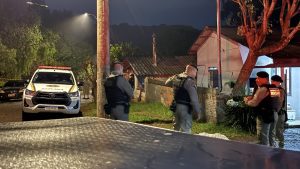Homem é executado a tiros em cruzamento na Vila Jardim, em Passo Fundo