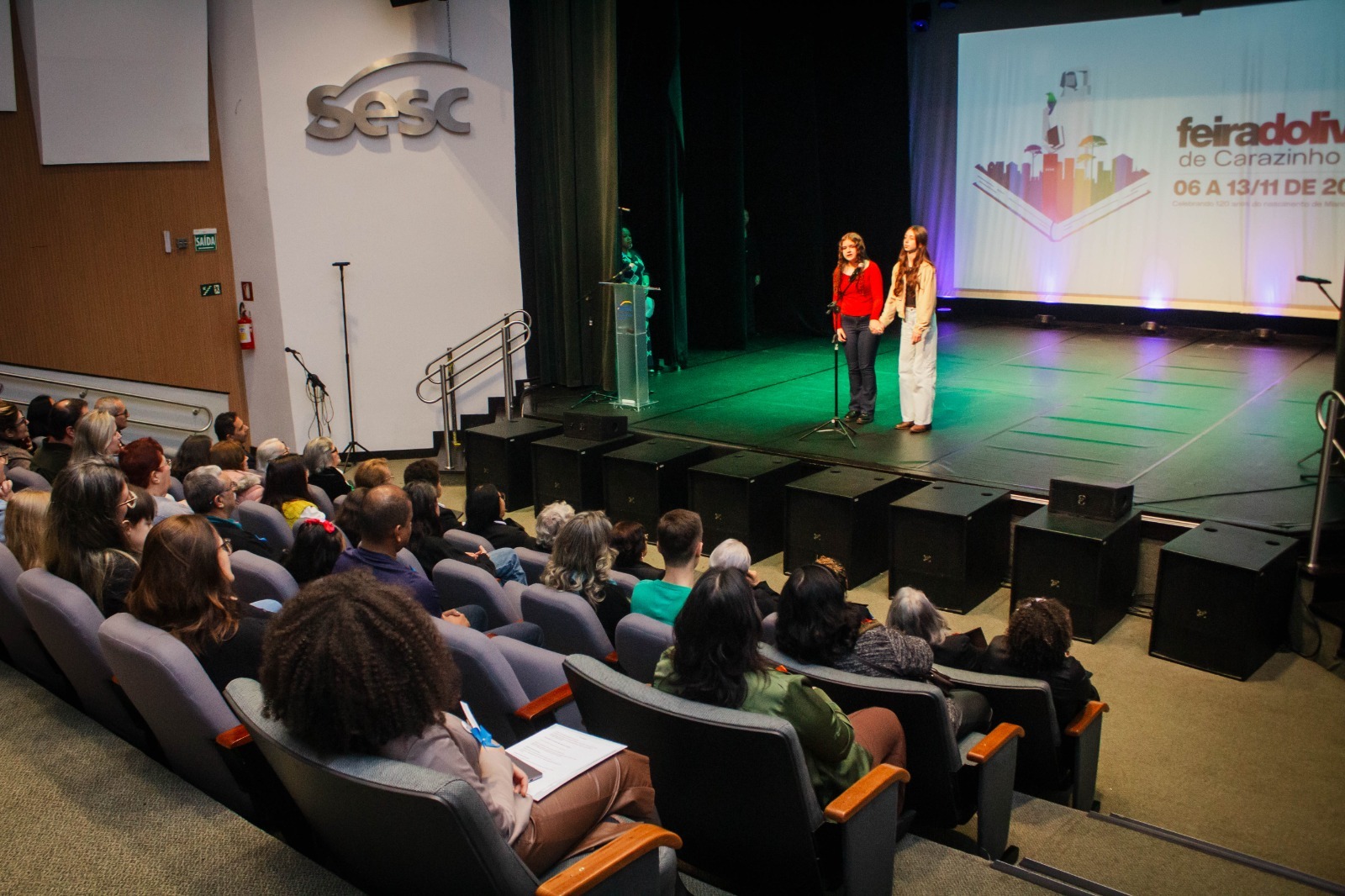 Noite cultural em Carazinho antecipa clima da 2ª Feira do Livro com homenagem a Mario Quintana