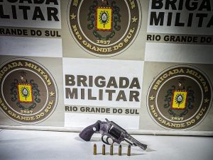 Procurado da justiça é preso com revólver em Carazinho