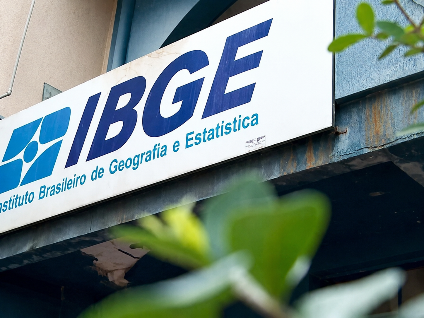Servidores do IBGE discutem greve nacional a partir de 5 de agosto