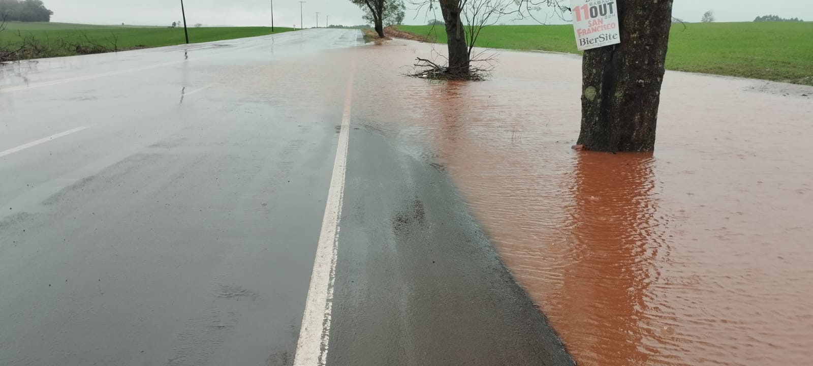Temporal já atinge 52 municípios gaúchos e deixa 19 pessoas desalojadas; Carazinho registra um dos maiores volumes de chuva