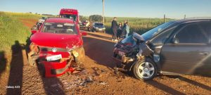 Acidente entre Meriva e Saveiro deixa uma pessoa morta e outras feridas no acesso a São Pedro