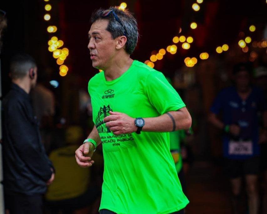 Prestes a completar 50 anos, gaúcho encara o desafio de correr 5 meias-maratonas como forma de comemorar a vida