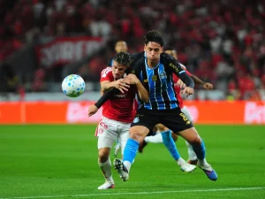 Inter e Grêmio empatam sem gols em Gre-Nal da Copa do Brasil