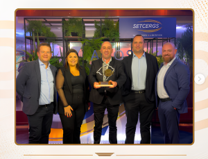 Théo Transportes recebe Troféu Mérito do Transporte Gaúcho em reconhecimento à sua trajetória