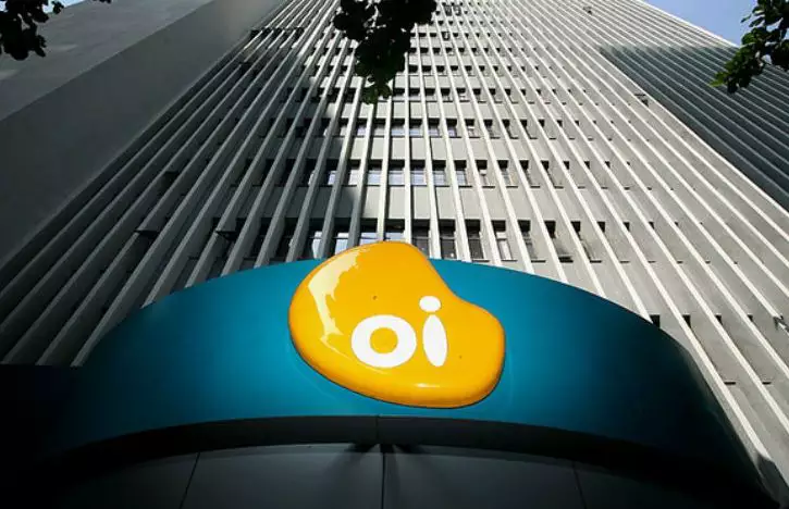 Operadora de telefonia Oi tem falência decretada pela Justiça