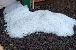 Temporal provoca danos no norte gaúcho e deixa uma criança morta em Porte Alegre