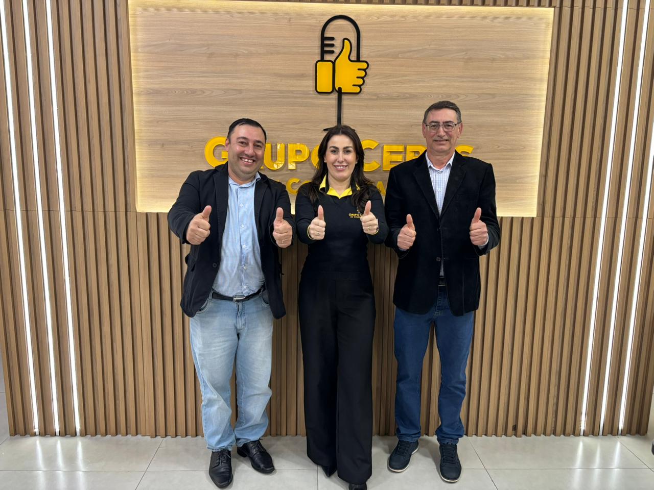 Vereadores Edson e Maikon participam como convidados do Bom Dia Amigos