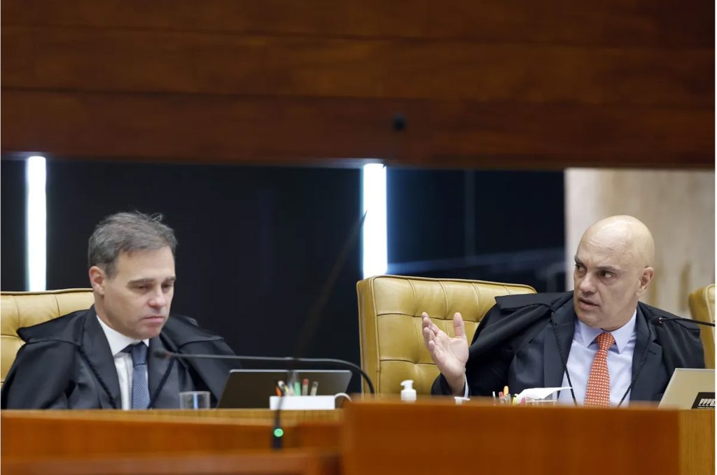 Crise no STF: Fachin aguarda explicações de Moraes e Mendonça