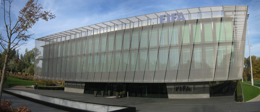 Grandes ligas europeias pressionam por reforma na governança da Fifa