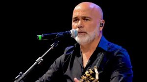 Helicóptero desaparece com cantor sertanejo Rick em Santa Catarina