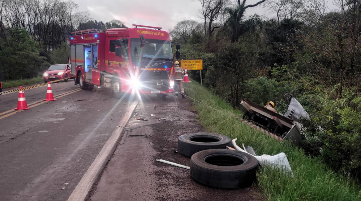 Motorista morre após colisão na BR-285, em Carazinho