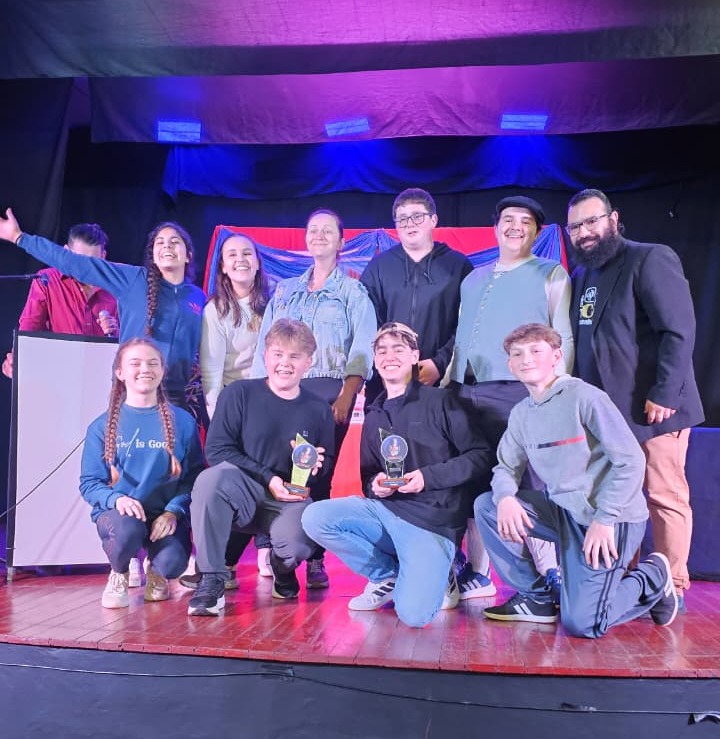 Noite de premiações encerra Festival de Teatro em Carazinho