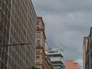 Quarta-feira será de céu nublado e chuva em parte do RS