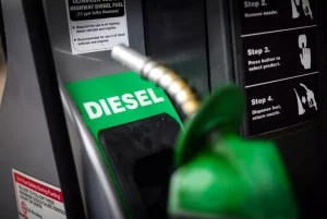 Subsídio de R$ 2,12 ao diesel deve ser mantido por 30 dias no Brasil