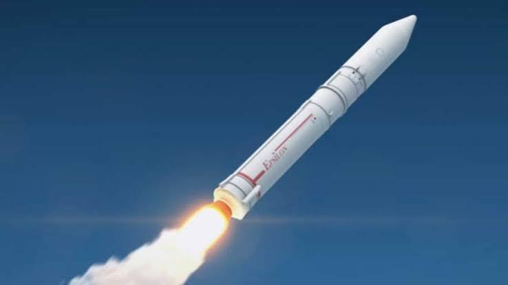 Starship dá passo histórico e alcança a órbita da Terra em novo teste da SpaceX