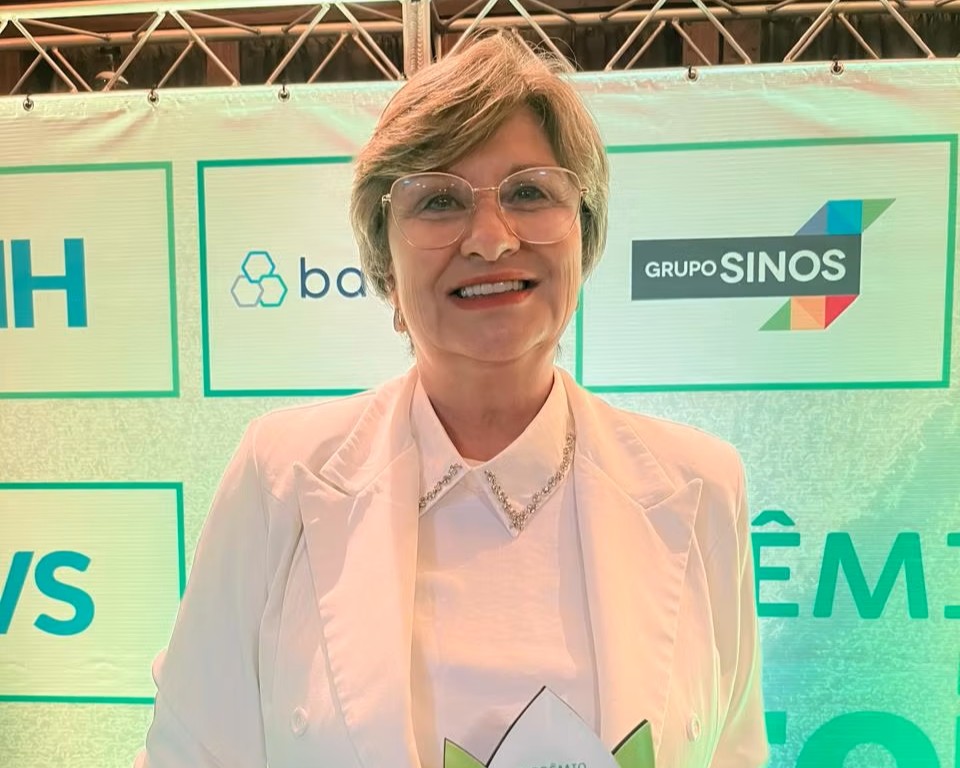 Teodora Lütkemeyer recebe Prêmio Esteio do Agro por sua liderança feminina no agronegócio gaúcho