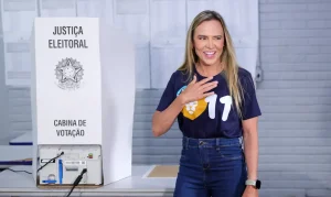 Celina Leão é reeleita governadora do Distrito Federal no 2º turno