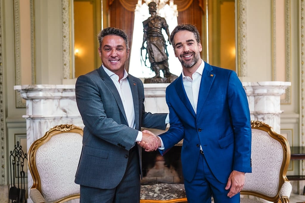 Eduardo Leite e Luciano Zucco dão início à transição de governo no Rio Grande do Sul