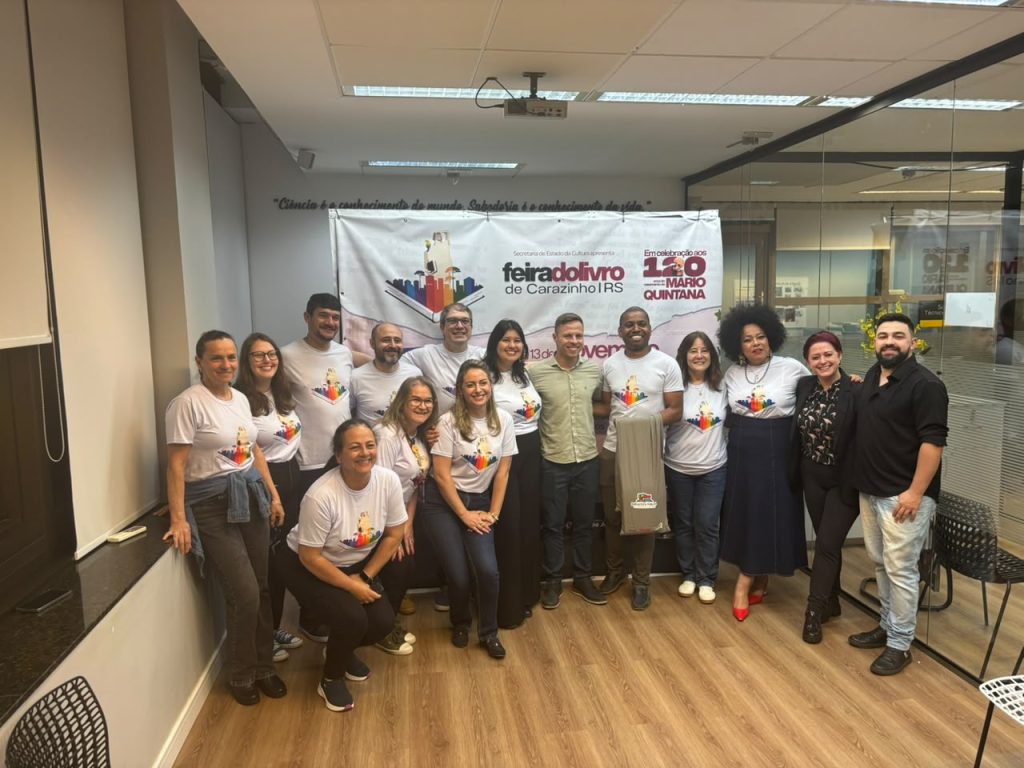 Feira do Livro de Carazinho é lançada oficialmente em evento no Sesc