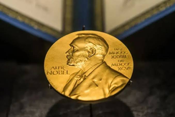 Nobel de Economia 2026 destaca pesquisas sobre políticas de estabilização econômica