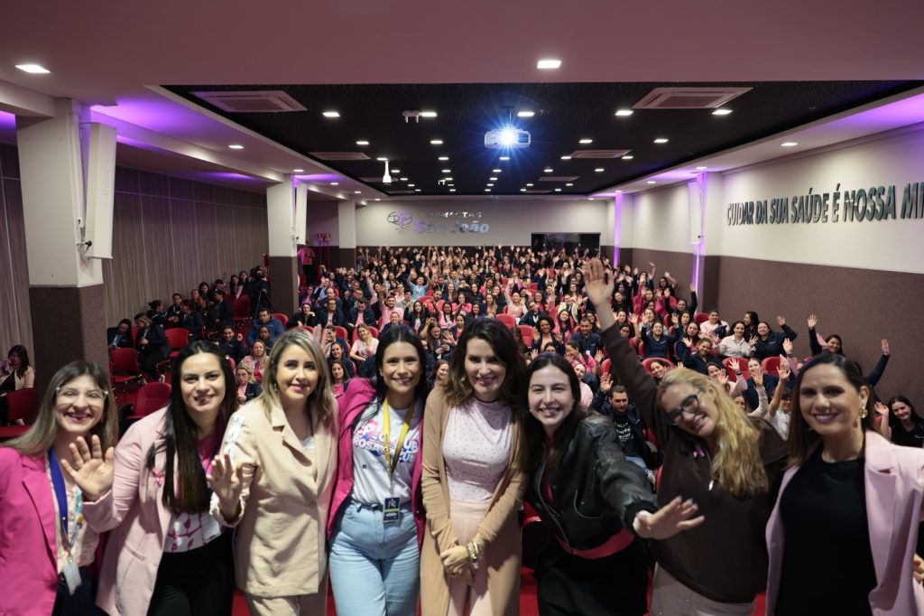 Outubro Rosa: Farmácias São João promove encontro sobre prevenção e diagnóstico precoce do câncer de mama