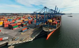 Balança comercial registra superávit de US$ 7,7 bilhões em setembro