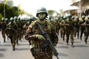 Exercício militar reúne 2,8 mil soldados do Brasil e da Argentina no Rio Grande do Sul