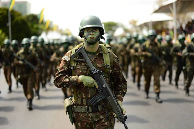 Exercício militar reúne 2,8 mil soldados do Brasil e da Argentina no Rio Grande do Sul