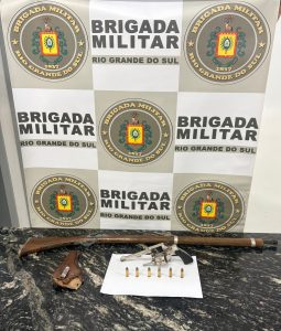Brigada Militar prende homem por porte ilegal de arma de fogo em Soledade